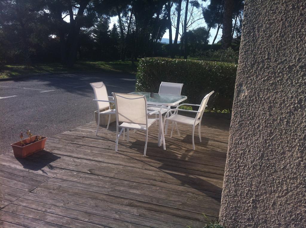 Stars Antibes Otel Biot Dış mekan fotoğraf